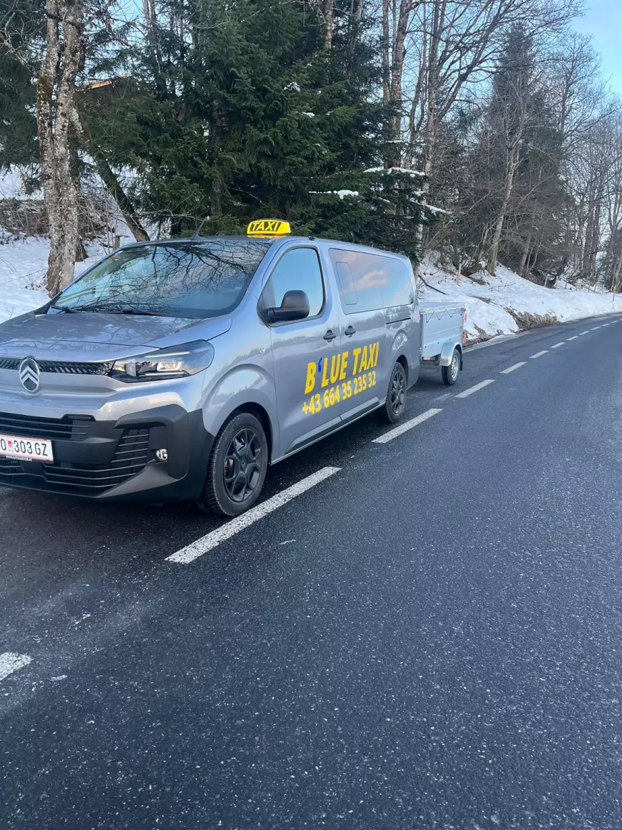 Taxi Blue, Blue Taxi Lustenau, Taxiservice Lustenau, Seniorentaxi, Krankentransporte, flughafentransfer